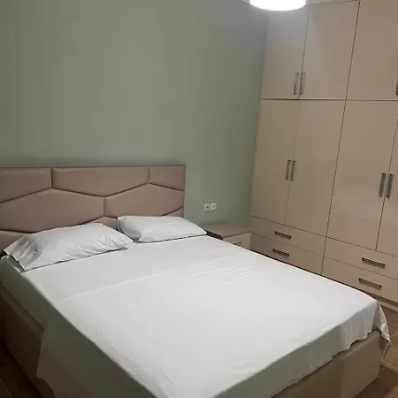 Nensi's Sarandë