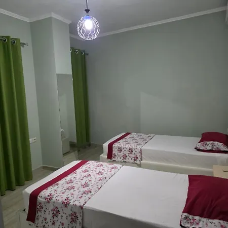 Nensi's Apartmán Sarandë