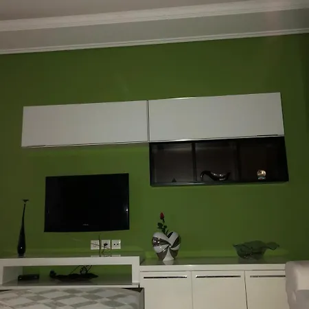 Nensi's * Sarandë