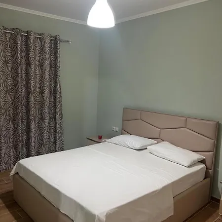 Nensi's Sarande