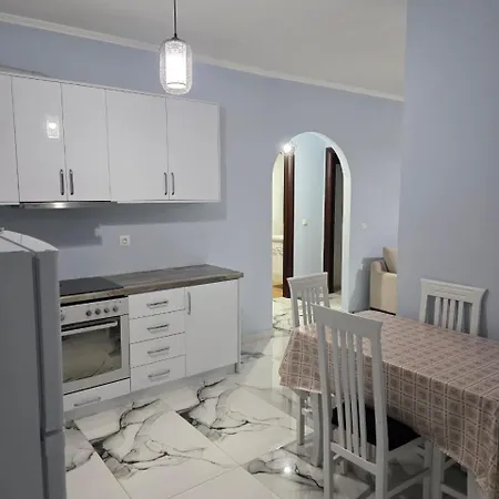 Nensi's Sarande