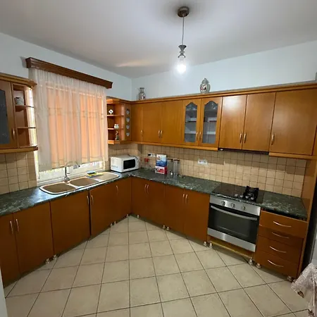 Nensi's * Saranda